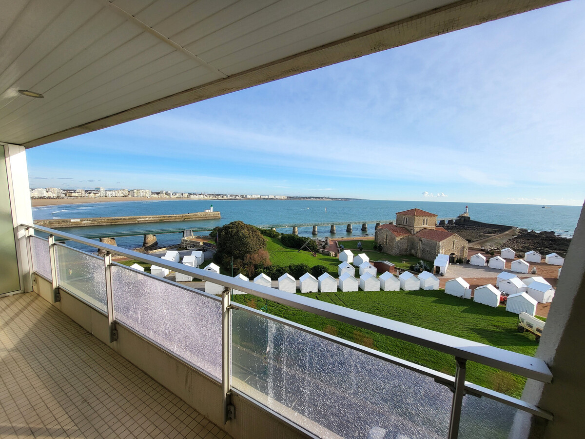 Appartement vue baie, balcon & loggia, parking aux Sables - Photo 2