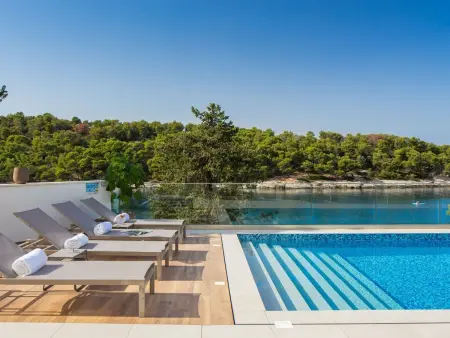 Villa Zastup, 12 pers., piscine chauffée et vue mer : photo 13