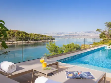 Villa Zastup, 12 pers., piscine chauffée et vue mer : photo 47