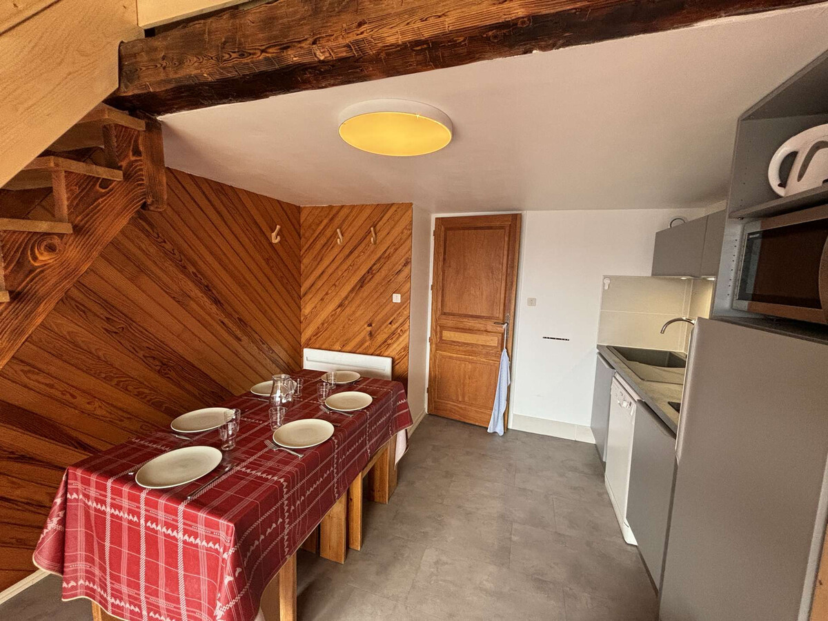 Appartement rénové 6 pers., 150 m des pistes à Auris - Photo 3