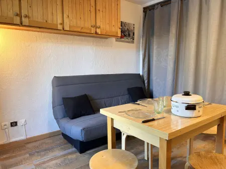 Studio cabine 4 pers. skis aux pieds au centre de Risoul : photo 9