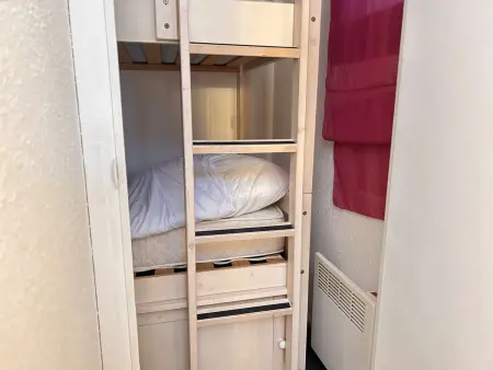Studio cabine 4 pers. skis aux pieds au centre de Risoul : photo 11