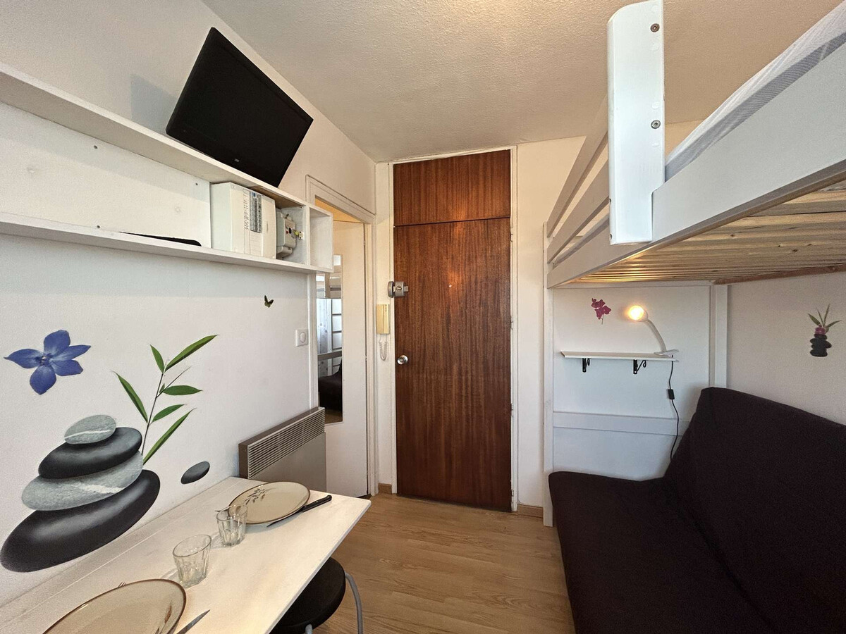 Studio 7e étage face à la mer, 20m de la plage - Photo 3