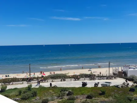 Location appartement à Cap d'Agde naturisme, Studio climatisé avec vue mer et parking privé