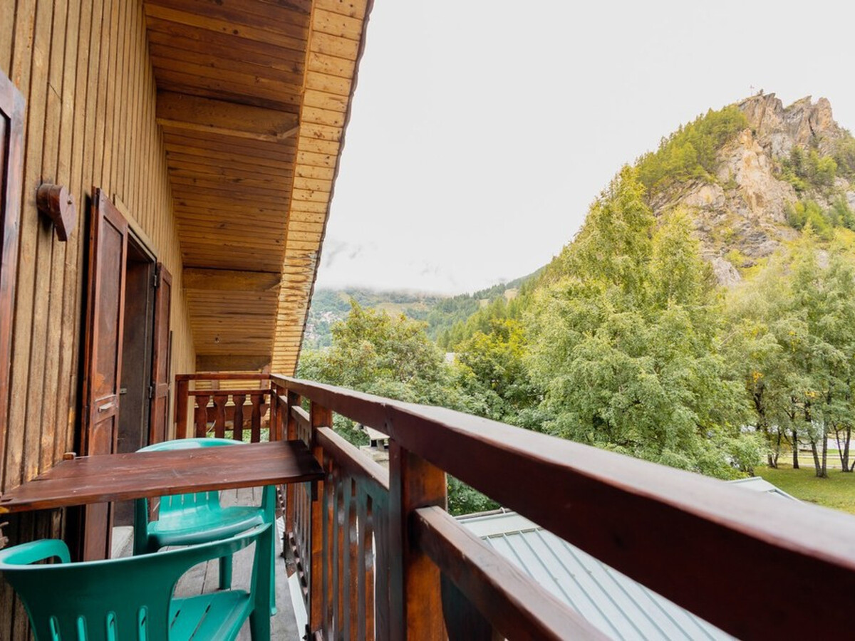 Appartement 2 pièces Valloire, balcon sud, parking - Photo 12
