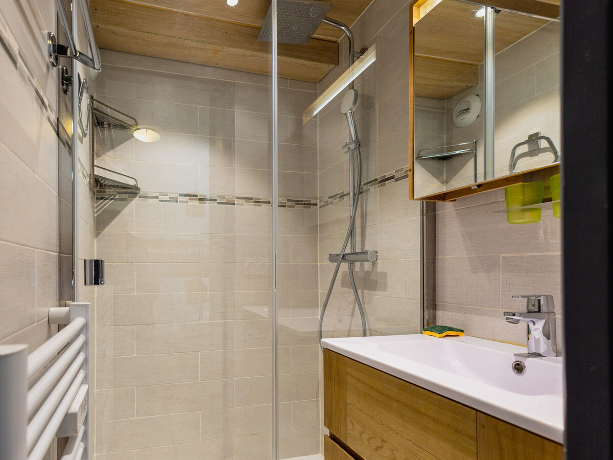 Studio cabine 4 personnes avec terrasse sud-ouest - Photo 11