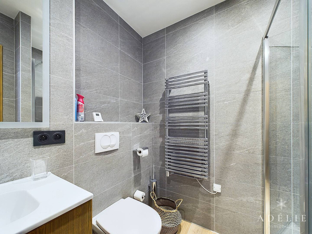 Appartement T4 neuf 102 m² avec cheminée à Montvalezan - Photo 11