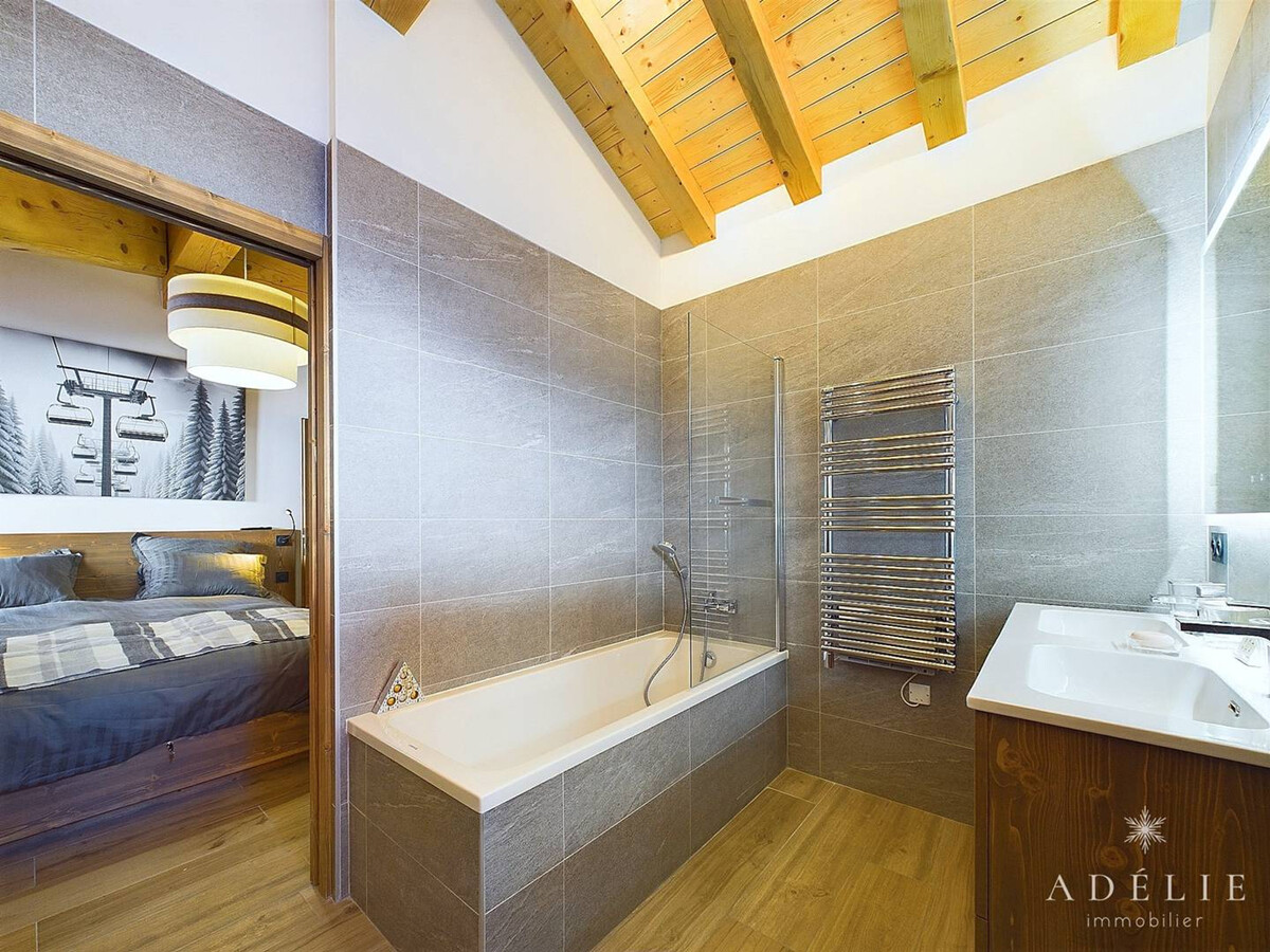 Appartement T4 neuf 102 m² avec cheminée à Montvalezan - Photo 15