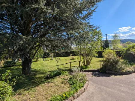 Gîte Gérardmer 4 pers. : vue ski, garage et jardin : photo 11