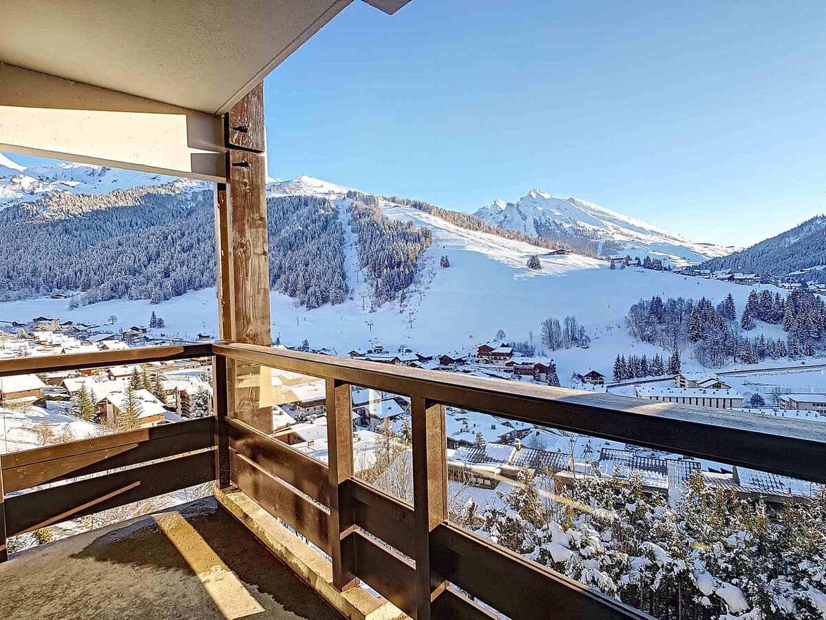 Appartement 6 pers La Clusaz, balcon sud, casier à skis - Photo 9