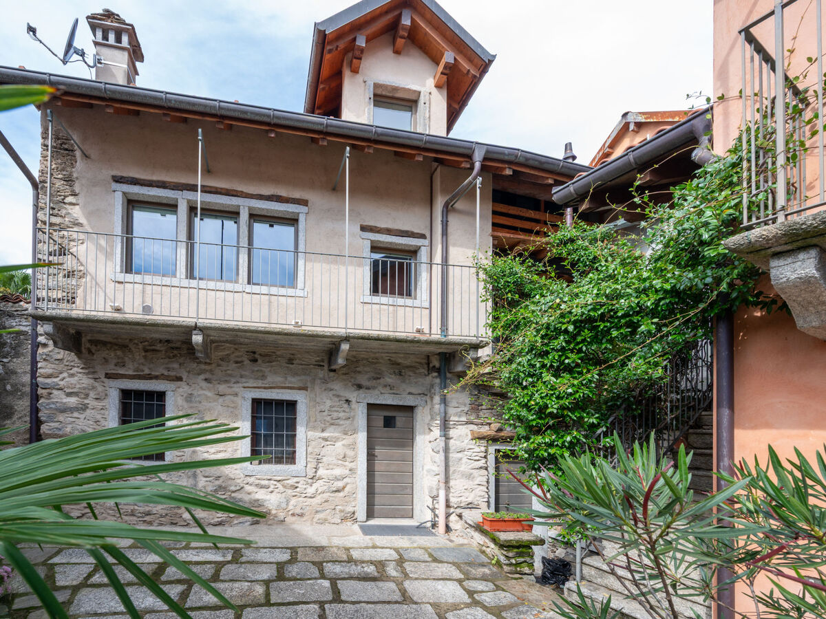 Casa dei Gelsomini – maison rustique à Mergozzo sur 2 niveaux - Photo 1