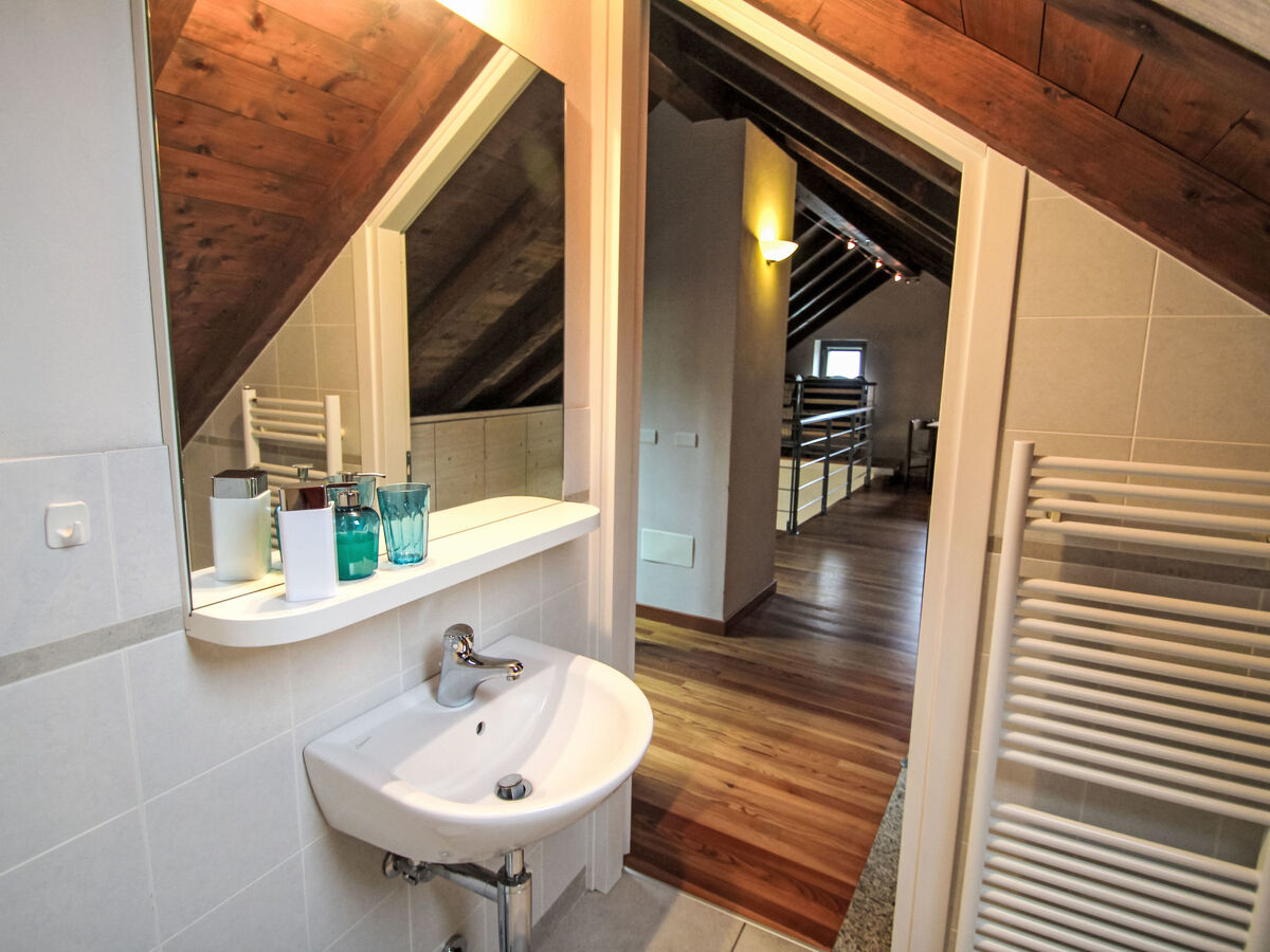Casa dei Gelsomini – maison rustique à Mergozzo sur 2 niveaux - Photo 21