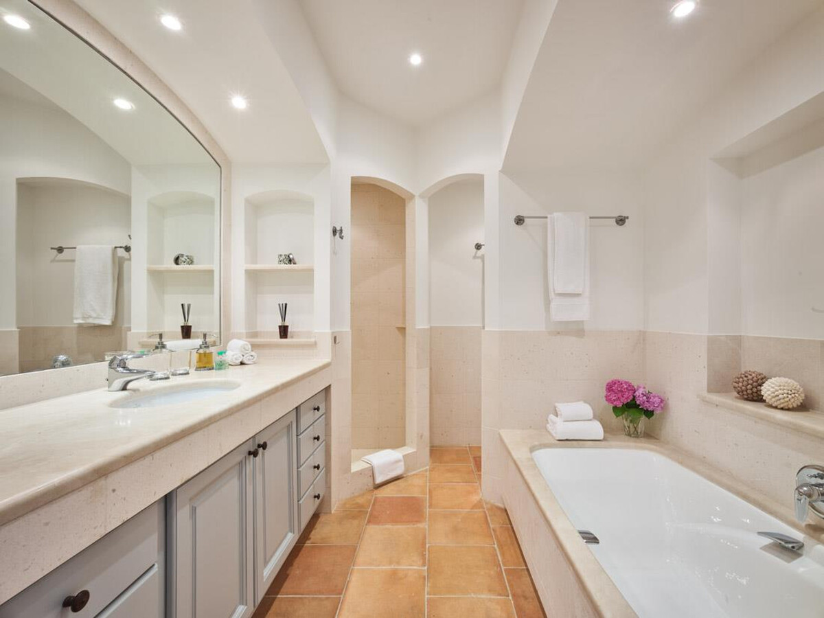 Villa Blue Med à Saint-Raphaël : 4 chambres, piscine chauffée - Photo 35