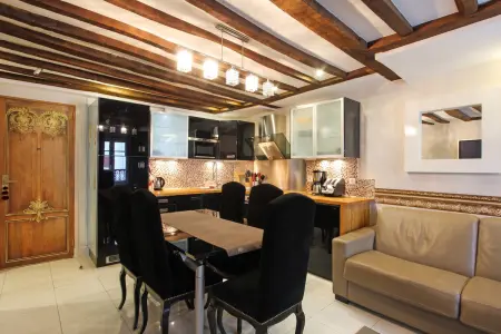 Appartement 75 m² vue sur la ville, 2 chambres, centre de Paris : photo 7