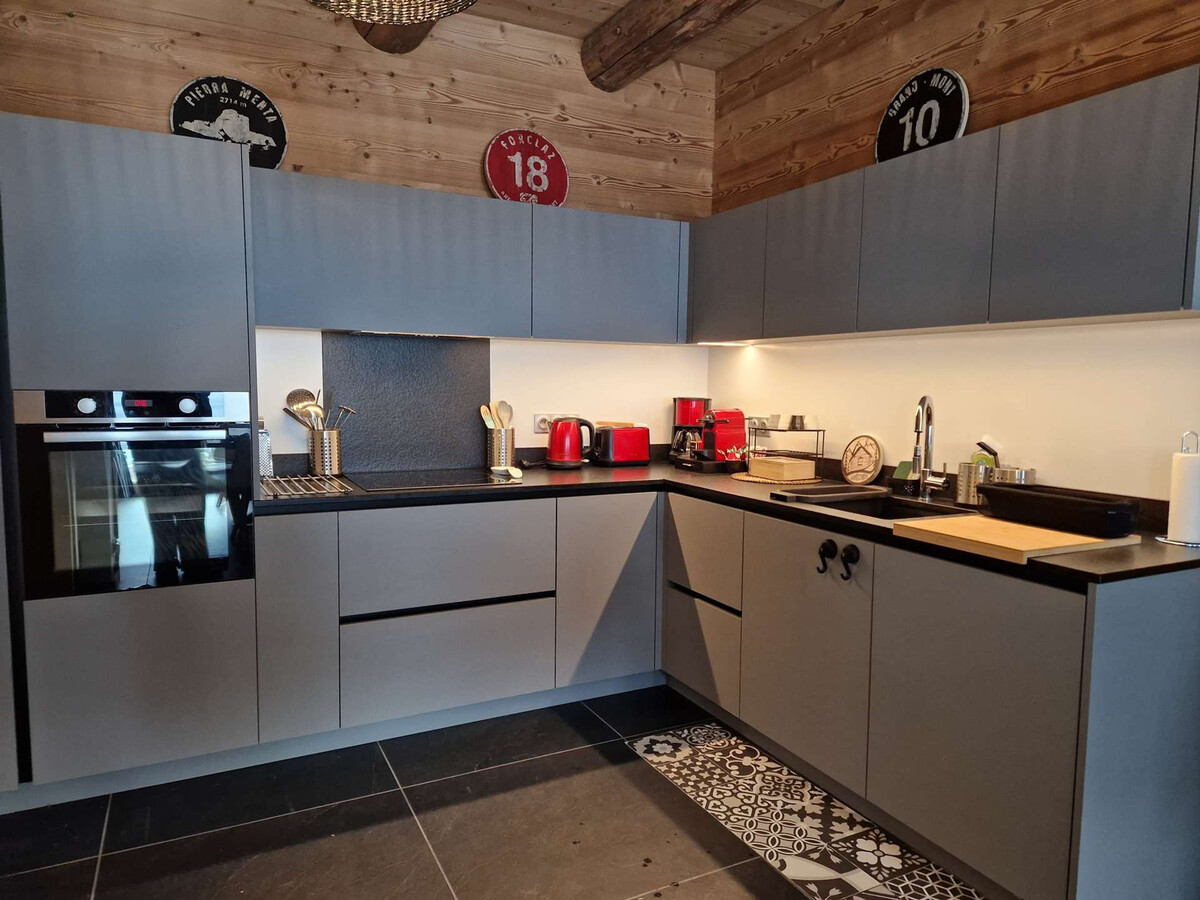 Appartement 10 pers. lumineux à Arêches-Beaufort, terrasse sud - Photo 2