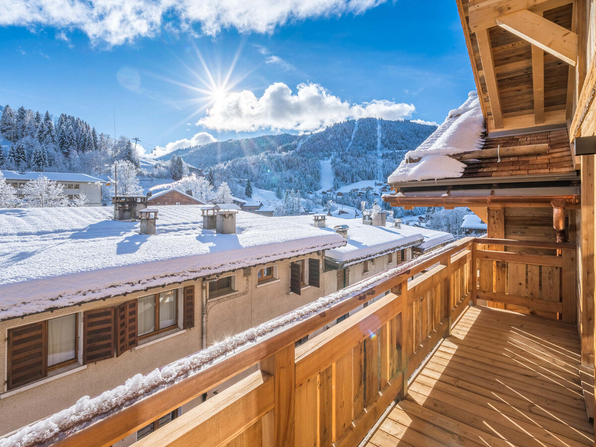 Demi-chalet 12 pers., 5 chambres, vue massifs - La Clusaz - Photo 13
