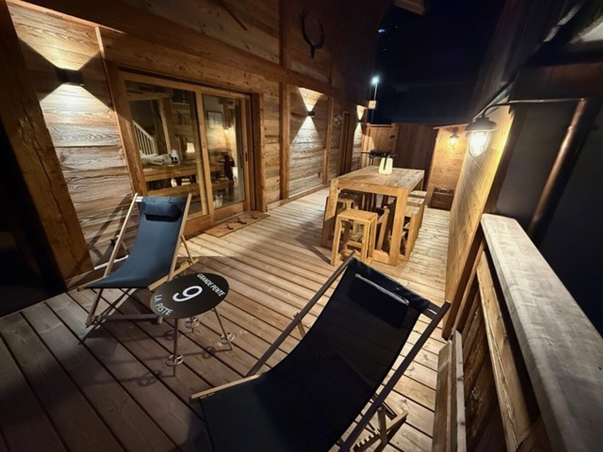 Demi-chalet 12 pers., 5 chambres, vue massifs - La Clusaz - Photo 14
