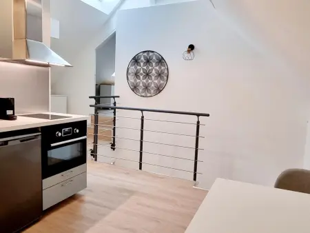 Location gite à Fontenay le Fleury, Gîte confortable près de Paris avec jardin privé et WIFI