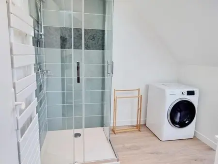 Gîte des Fontaines à Fontenay-le-Fleury, 120 m² jardin : photo 5