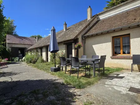 Auberge médiévale 8 pers. à Houdan, jardin 400m² : photo 3