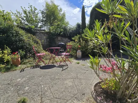 Auberge médiévale 8 pers. à Houdan, jardin 400m² : photo 7