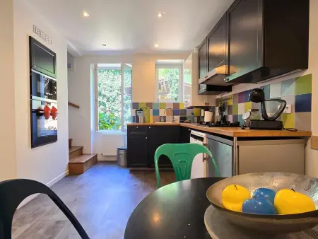 Location gite à Houdan, Maison médiévale calme avec Wifi et animaux acceptés
