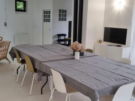 3 gîtes indépendants, 14 personnes, parc 2 hectares à Senlisse : photo 10