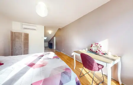 Maison 8 personnes avec piscine privée à Tonnay-Boutonne : photo 19
