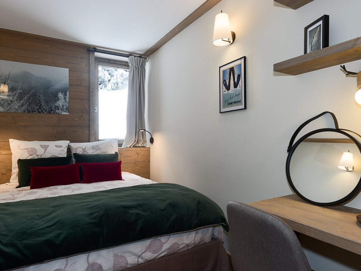 Appart rénové 3 ch Courchevel 1850, vue montagnes - Photo 8