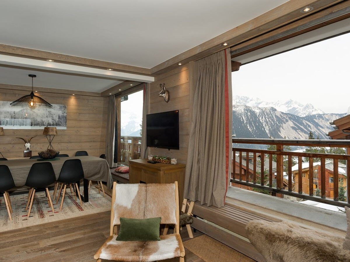 Appart rénové 3 ch Courchevel 1850, vue montagnes - Photo 10