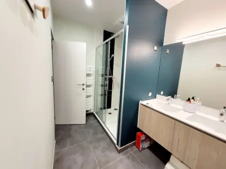 Villa moderne 3 chambres avec jardin, WiFi et parking, proche plage - Photo 8
