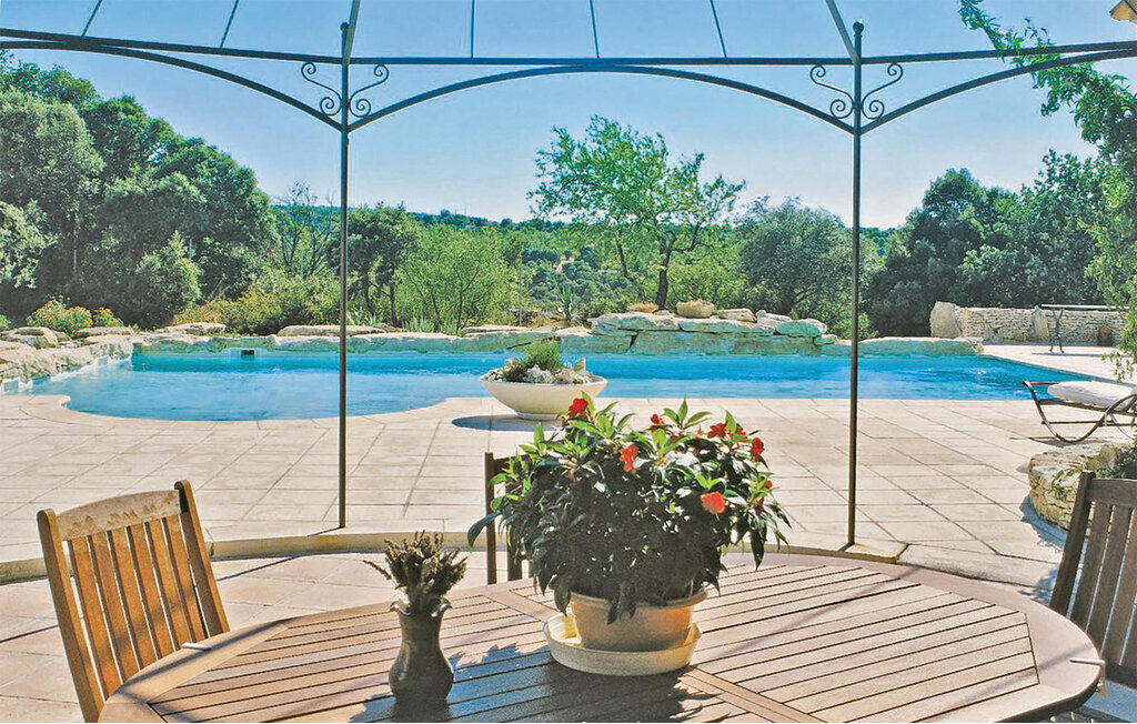 Maison provençale avec piscine à Venasque - Photo 9