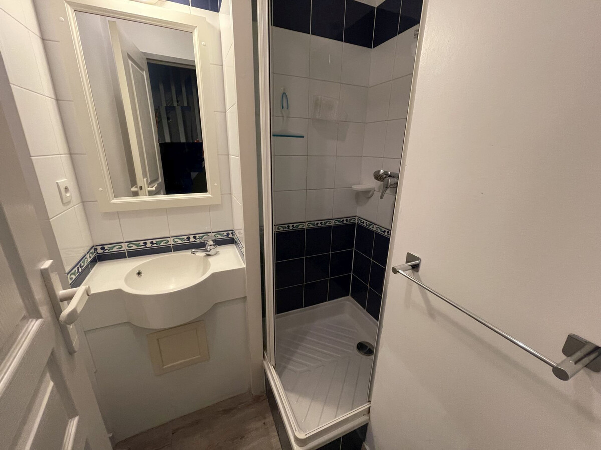Appartement 4 pers. Arzon avec piscine et vue Port - Photo 8