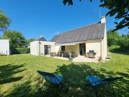 Location maison à Sarzeau, Maison au calme avec jardin, 3 chambres, plage et commerces à proximité, WiFi, animaux acceptés