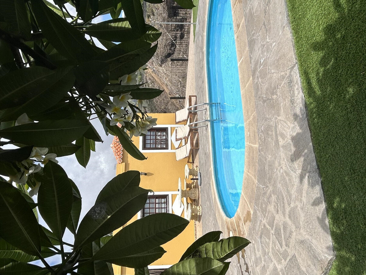 Gîte 3 pers. avec piscine chauffée et vue Caldera - Photo 18