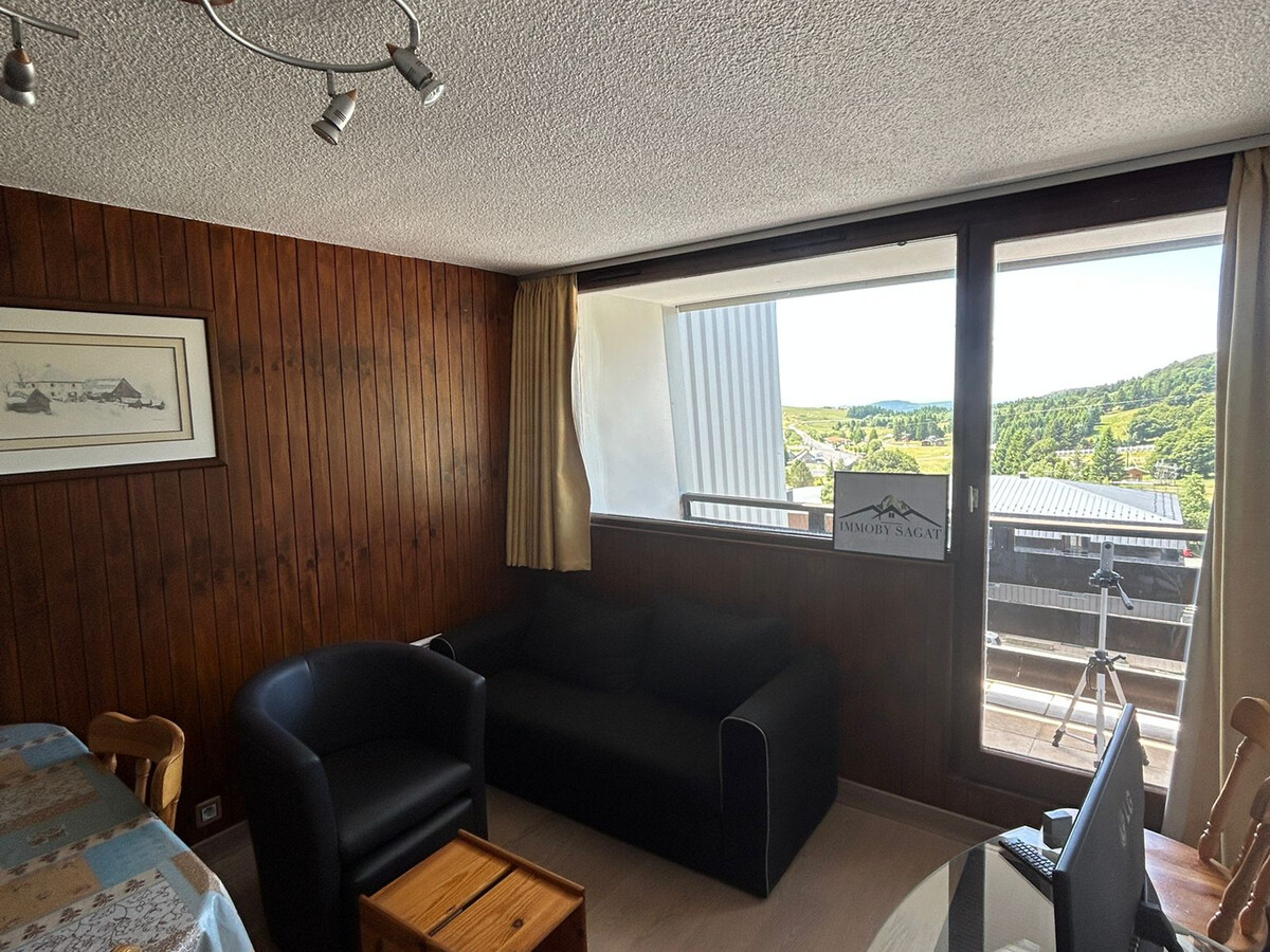 Appartement rénové Super Besse, balcon vue pistes - Photo 3