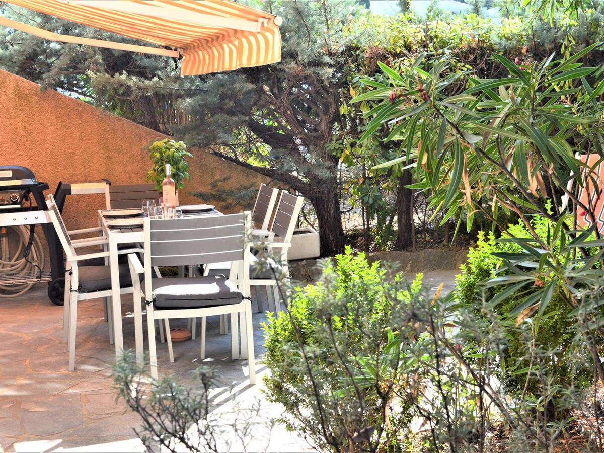 Appartement 2P climatisé, jardin et parking à Cavalaire - Photo 3