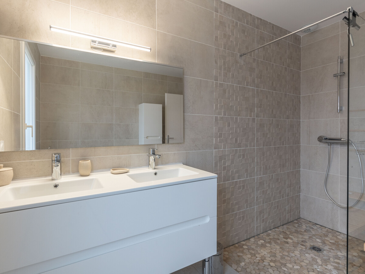 Maison 155m² 10 pers - Terrasse, Four à Pizza, Jacuzzi - Photo 23