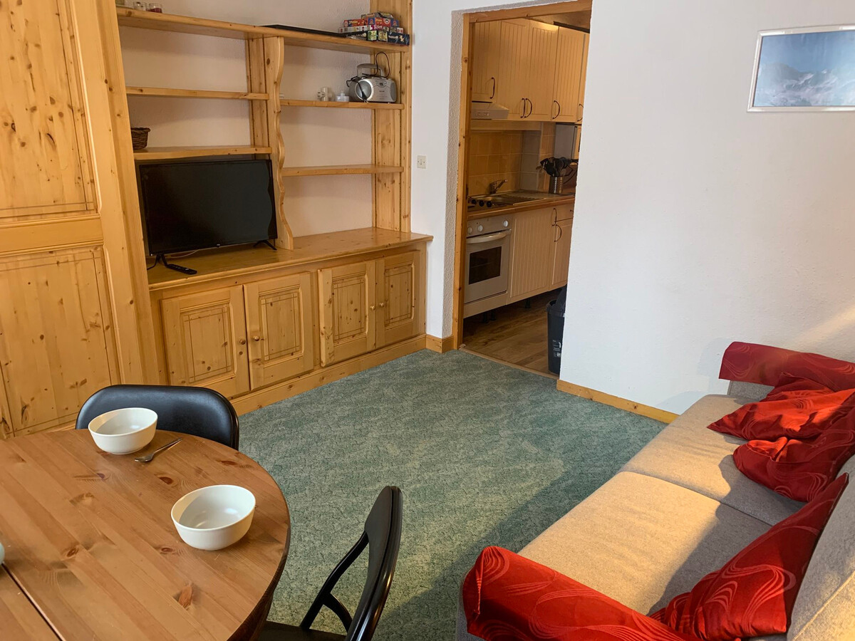 Studio 19m² ski aux pieds à Méribel, balcon ouest - Photo 2