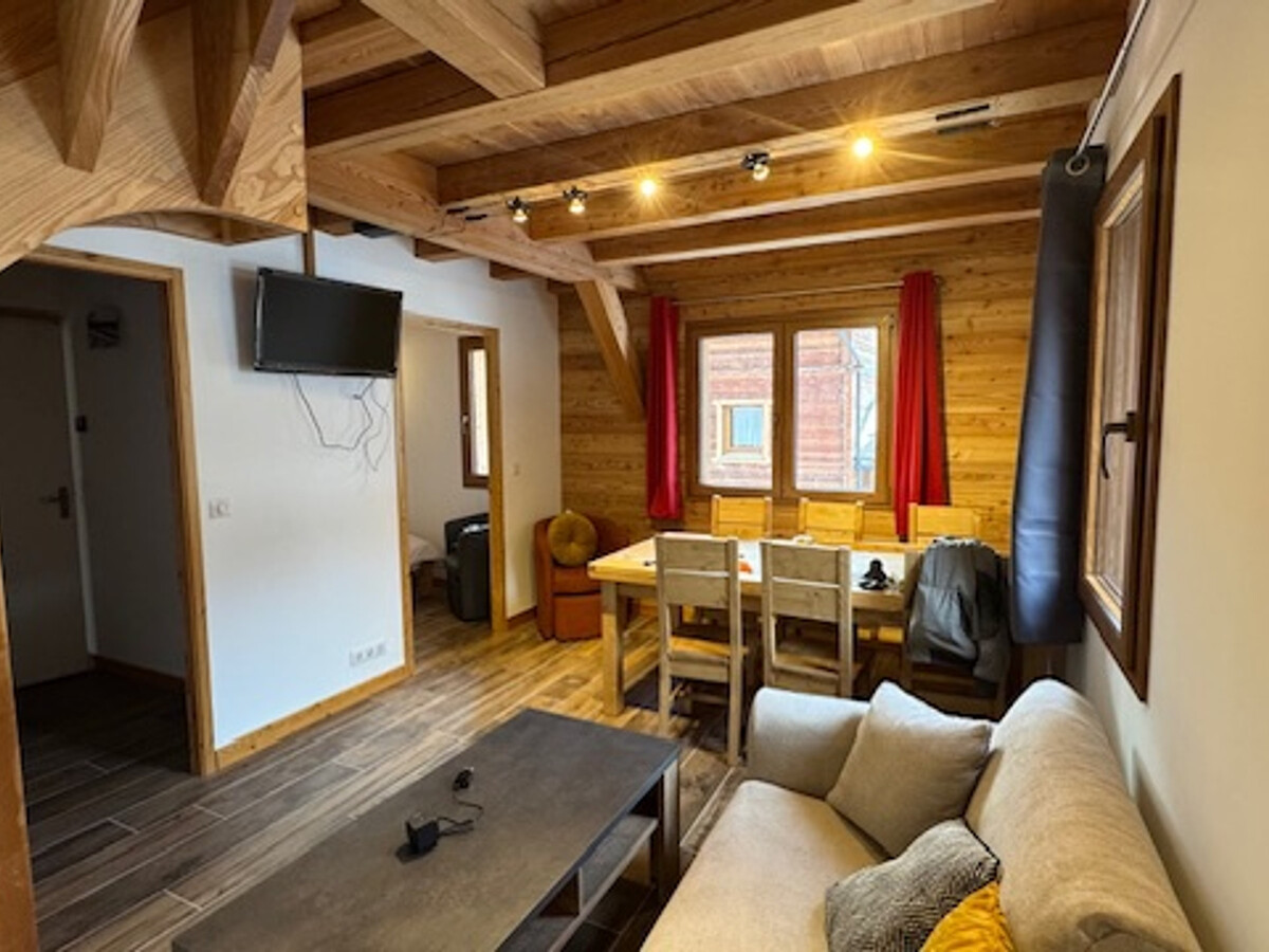 Duplex montagne 72m² avec parking à Montgenèvre - Photo 1