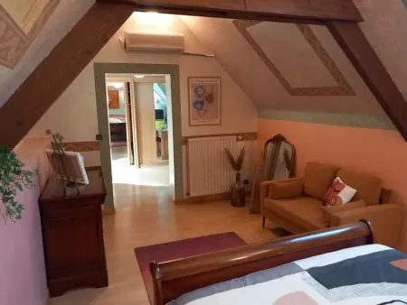 Gîte Moulin de Boisseau à Vinon : spa, billard, ping-pong : photo 4