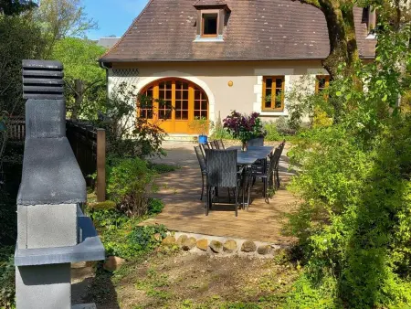 Gîte Moulin de Boisseau à Vinon : spa, billard, ping-pong : photo 19