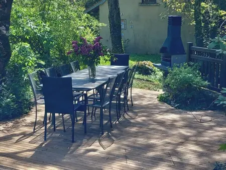 Gîte Moulin de Boisseau à Vinon : spa, billard, ping-pong : photo 20