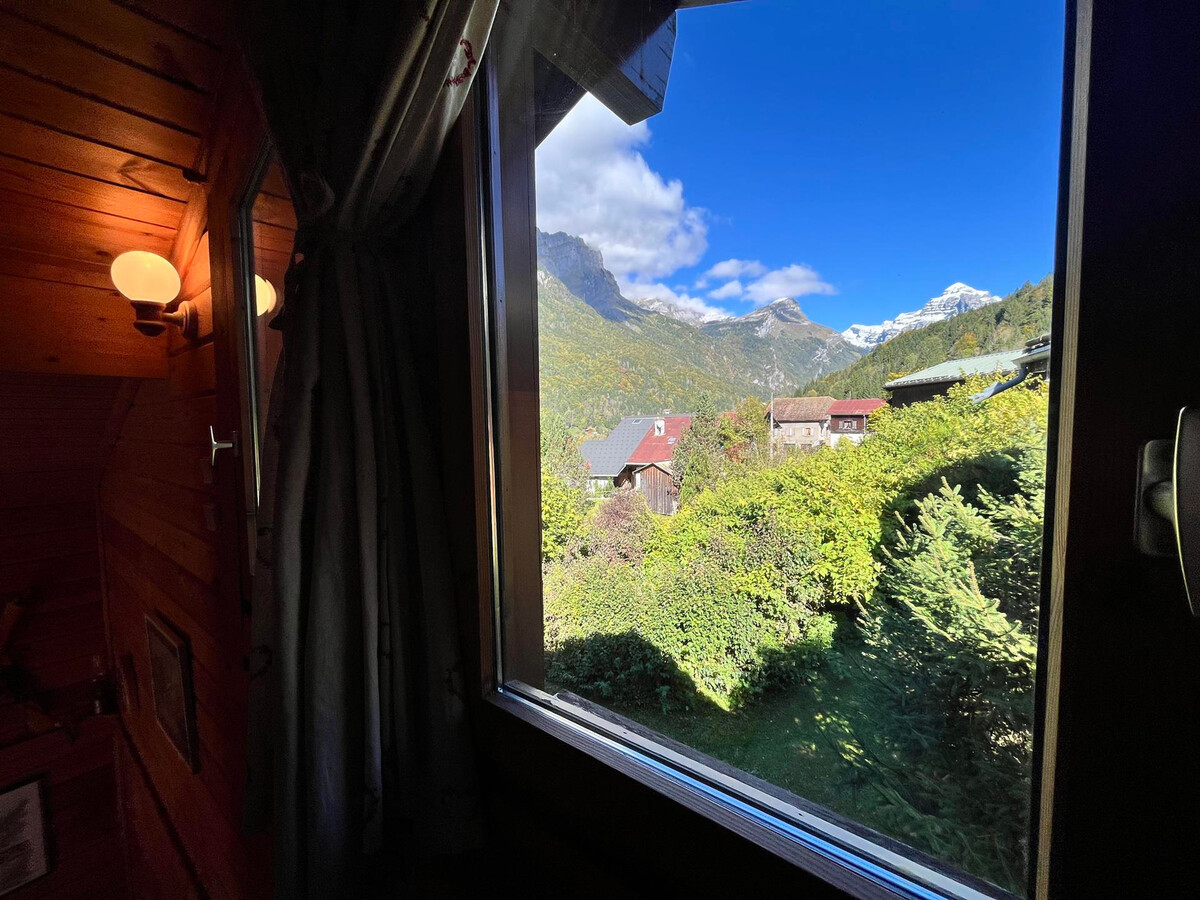 Chalet traditionnel avec cheminée, 7 pers. à 200m des pistes - Photo 9