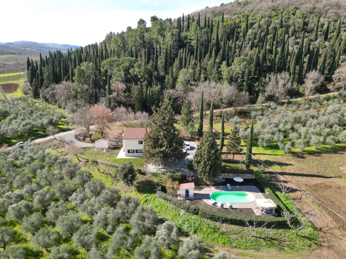 Il Cipresso – Maison 9 pers. avec piscine à Montalcino - Photo 1