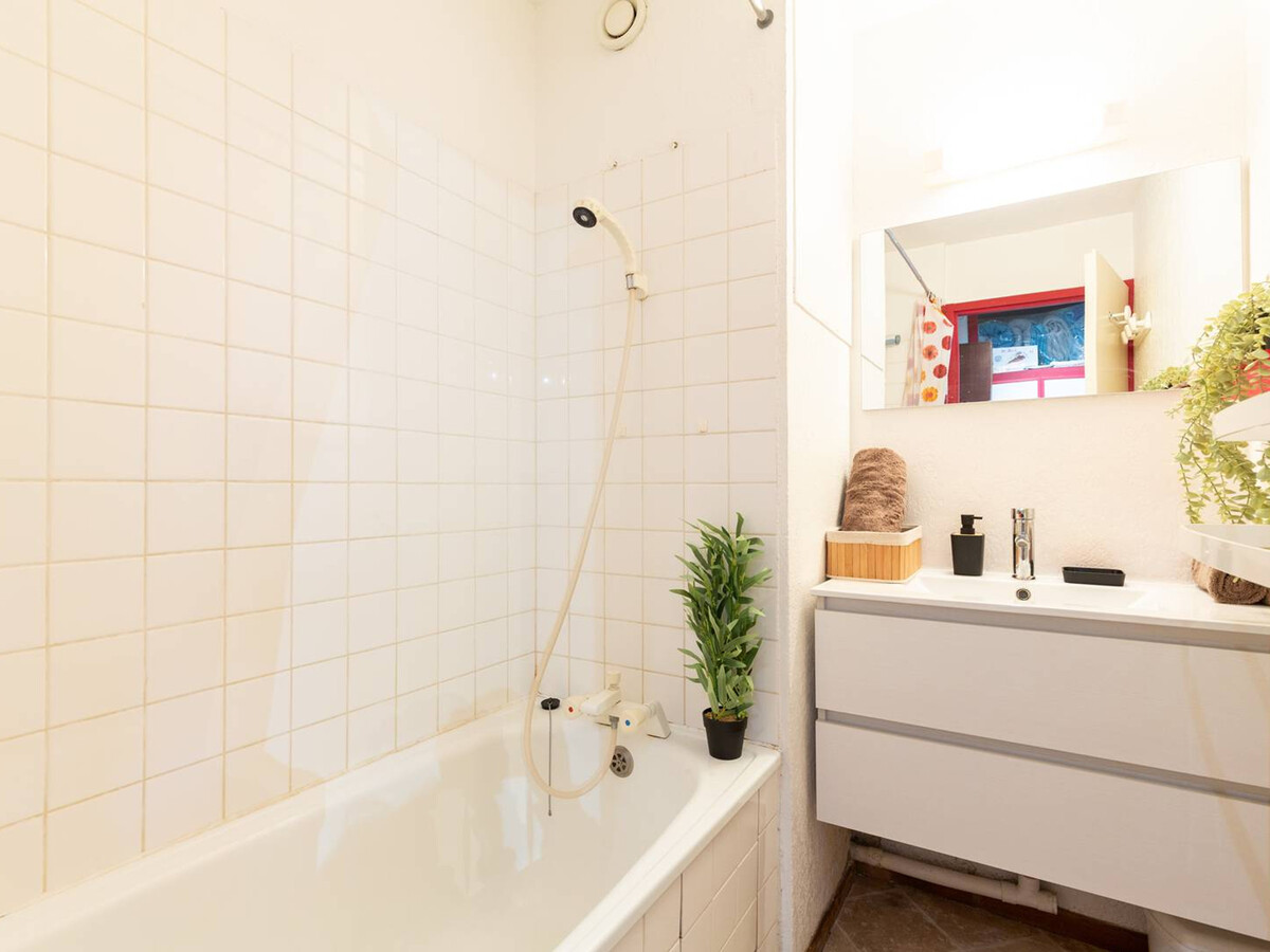 T2 4 pers à Vignec : jacuzzi, sauna, gym inclus - Photo 9