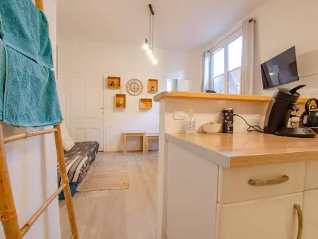 Appartement rénové rez-de-chaussée, parking privé à Sainte-Savine : photo 8