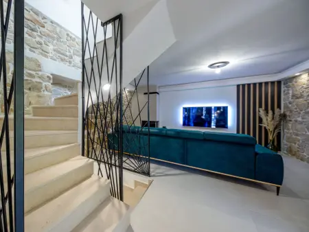 Maison Copun à Rab : 5 chambres, piscine chauffée : photo 15