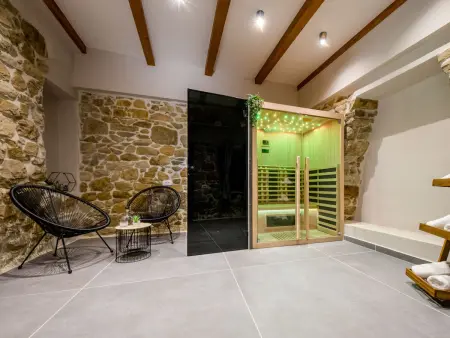 Maison Copun à Rab : 5 chambres, piscine chauffée : photo 25