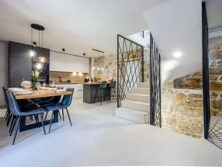 Maison Copun à Rab : 5 chambres, piscine chauffée : photo 32